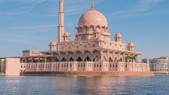 Jednodniowa wycieczka do Kuala Lumpur, Różowego Meczetu w Putrajaya i Malakki [kierowca-przewodnik w języku angielskim]