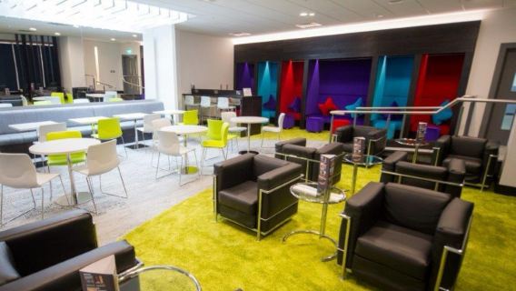 VIP-lounge voucher voor Shannon Airport (SNN) in Ierland (VIP-lounge + wachten op vlucht/rusten/dineren)