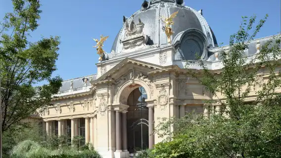 Petit Palais: Jewelry Designs Exhibition