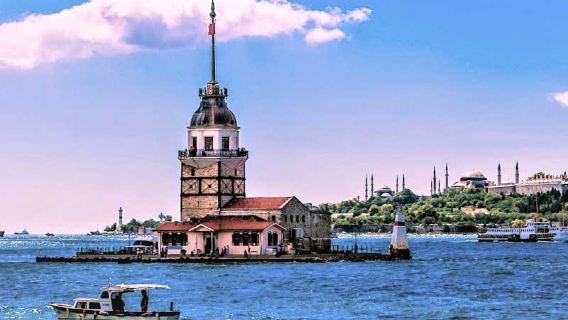 Istanbul: Bosphorus & Black Sea Guided Tour with Cruise and Lunch