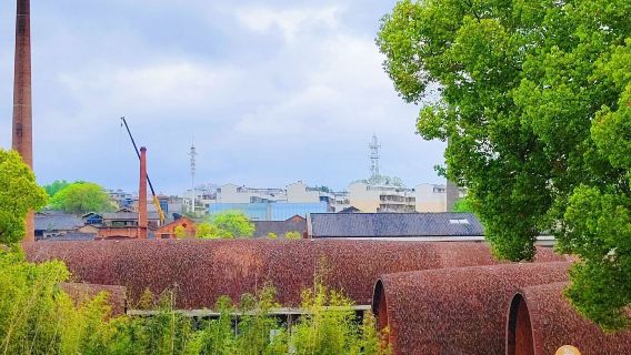 Jingdezhen professional tour guide/foreign language guide: ancient kilns and modern interpretation of foreign guests reception EA