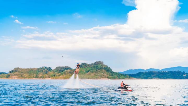 平潭島海上親子項目【多套餐可選/海上衝浪/小黃鴨/香蕉船/UFO/蝙蝠/飛魚/水上電單車/帆船遊艇造浪艇】