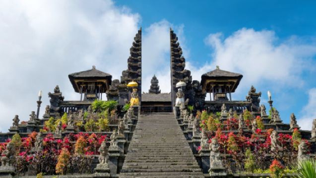 Besakih Mother Temple Tour & Balinese Village