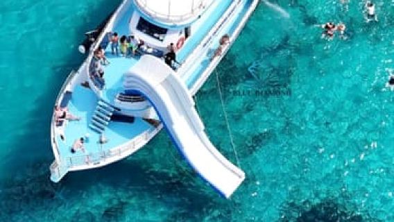 Crucero por la Laguna Azul de Pafos: Tobogán, música y traslado al hotel