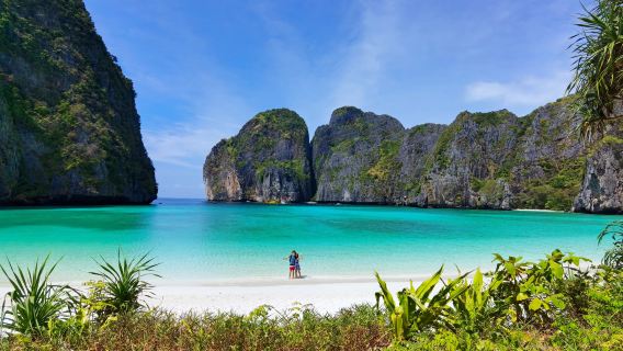 Desde Phi Phi: excursión de día completo en lancha rápida por la mañana temprano a Maya Bay con esnórquel e Isla de Bambú