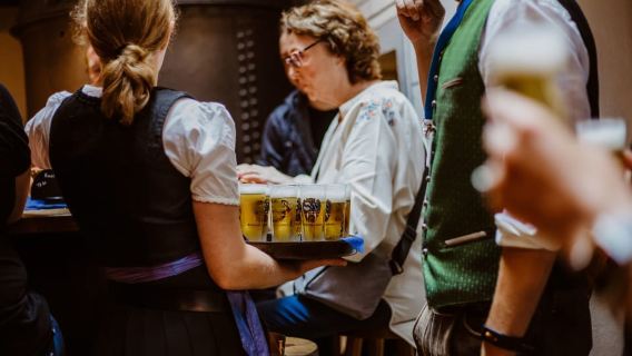 Munich: Beer and Food Tour with Dinner & Oktoberfest Museum