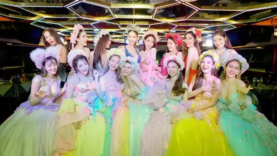 芭達雅全明星號All Star豪華遊輪人妖秀+豪華海鮮自助餐