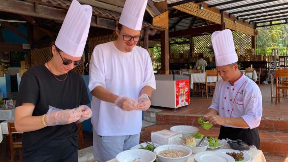 Phu Quoc: Werden Sie für einen Tag zum Koch – Kochen Sie mit einem einheimischen Koch und genießen Sie Ihr eigenes Werk