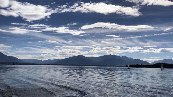 Munich + Chiemsee + Herrenchiemsee New Palace 1-day tour