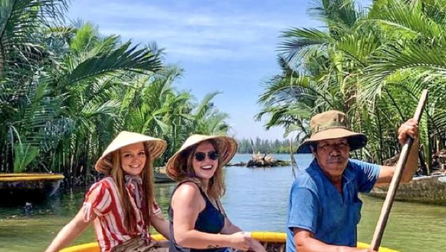 กรุ๊ปทัวร์รายวัน ป่ามะพร้าวและเมืองโบราณแสนงาม