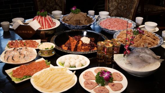 Chongqing 1941 Jiangzhou old nine-grid hot pot buffet (authentic flavor + enthusiastic service)