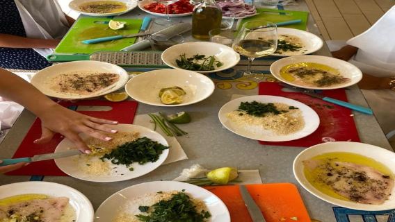 Bari: Homemade Pasta Cooking Class & Tasting