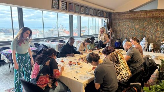Istanbul: Traditional Pottery & Ceramic Painting Workshop