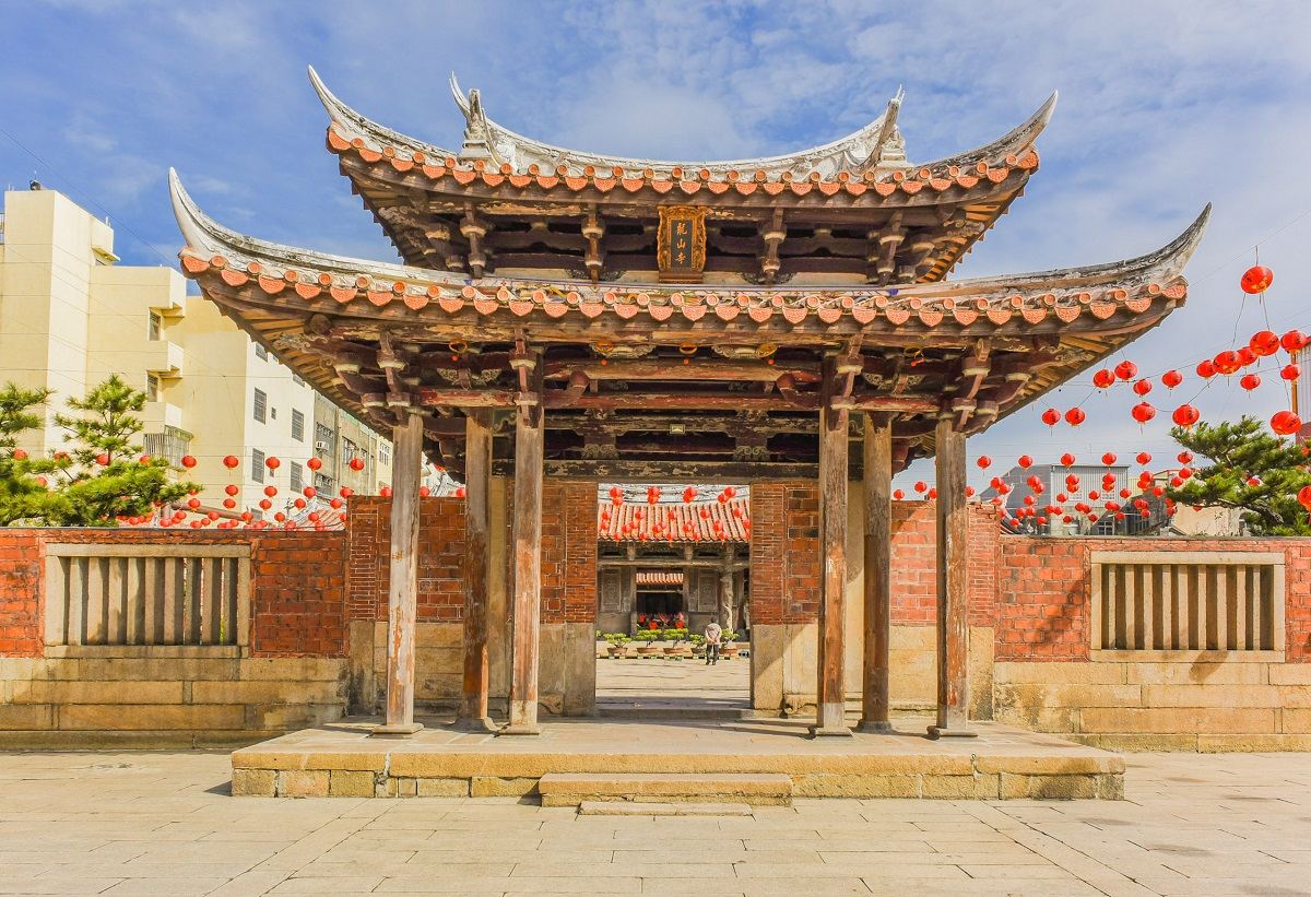 鹿港老街一日遊【小吃宴、三輪車古蹟巡禮】