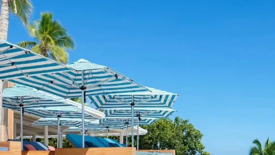 Malamala Beach Fiji Infinity Pool/Snorkeling/ Kayaking/Stand Up Paddleboarding 