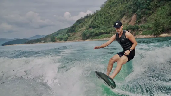 上海浦東滴水湖尾波沖浪包船體驗進階課程教學培訓上海南京旅遊