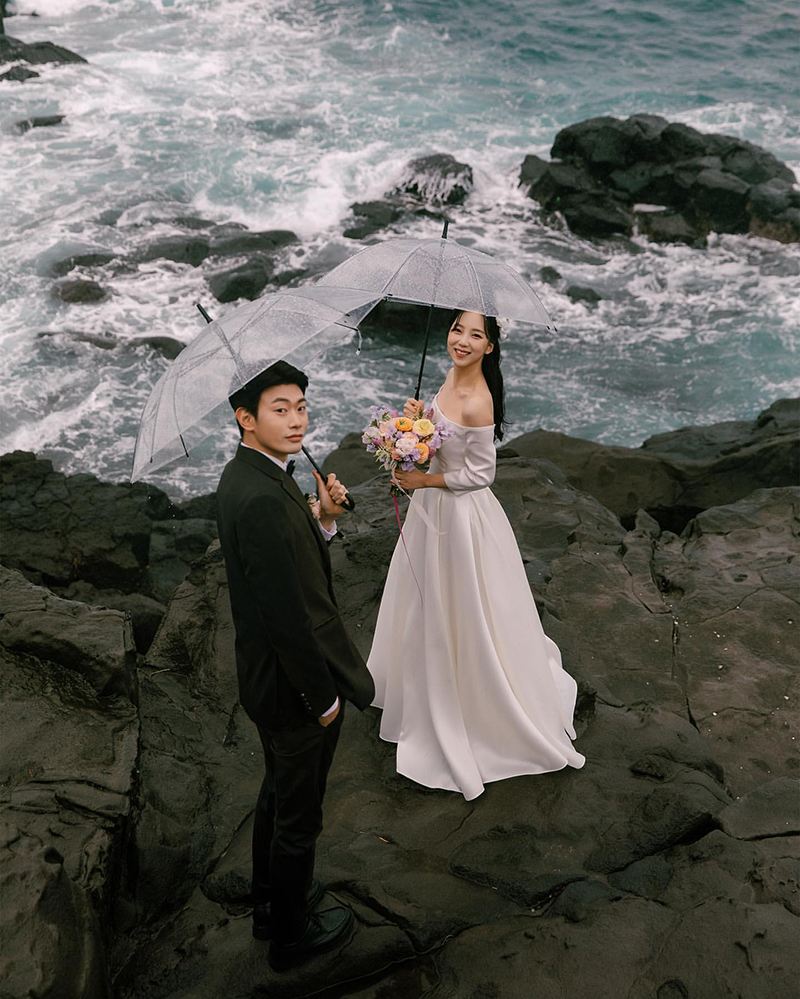 冰島雷克雅未克Trip Moments【司機兼導遊兼旅拍+婚紗寫真跟拍航拍微電影/行程定制包車地陪翻譯】