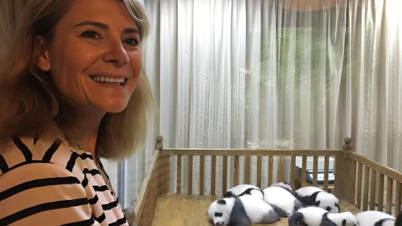 Private Half-day All-inclusive Chengdu Panda Breeding Center Tour