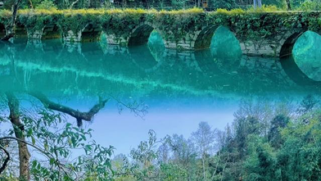 貴州荔波小七孔景區一日遊【接駁車】