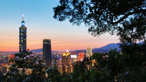 Excursión de un día de 8 horas con servicio de coche privado con conductor a Jiufen y Shifen desde Taipéi: itinerario personalizado (salida desde Taipéi)