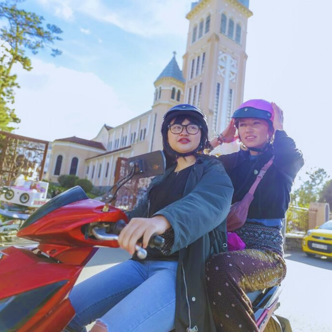 Dalat City Tour With Local Student - Donation Based