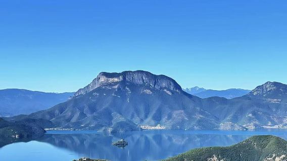 麗江-瀘沽湖純玩一日遊+瀘沽湖女神灣+全景環湖