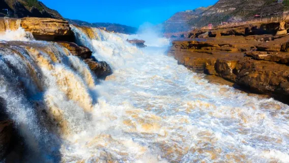 Tour di un giorno alle Cascate di Hukou sul Fiume Giallo nello Shaanxi + Mausoleo di Huangdi e Tempio Xuanyuan con opzione guida in cinese/inglese