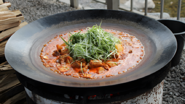 Gapyeong Eobi Valley + Hongcheon Ski Resort | Winter Private Charter 1-Day Tour