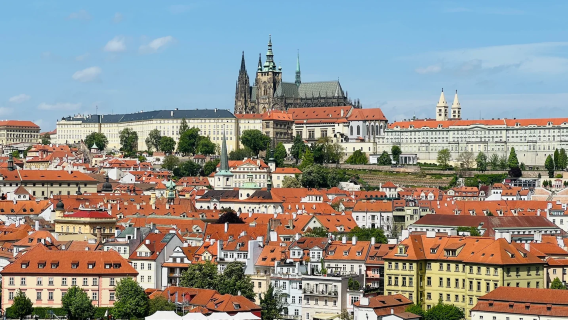 捷克境內/中文導遊/地陪導遊/展會翻譯/商務翻譯/溝通無障礙