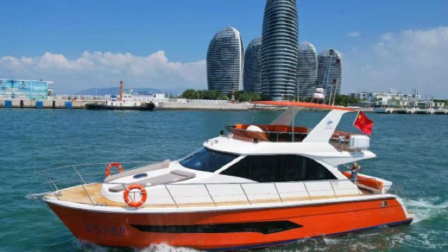 Tur keliling pulau mewah dengan kapal pesiar Italia di Sanya Phoenix Island selama 1 jam (maksimal 10 orang)