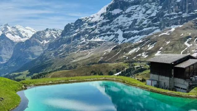 瑞士 - 納沙泰爾：中德&英&意 旅遊地陪｜商務翻譯｜展會翻譯｜市場陪同｜現場翻譯｜自由行地接