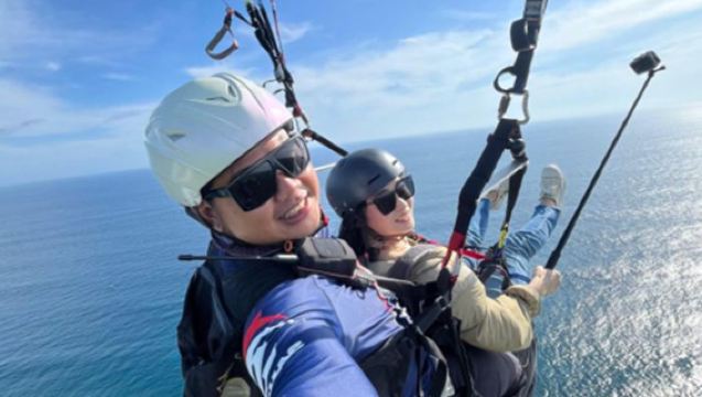 Bali Uluwatu Paragliding Flight Experience | Tandem Paragliding Over Uluwatu Cliffs