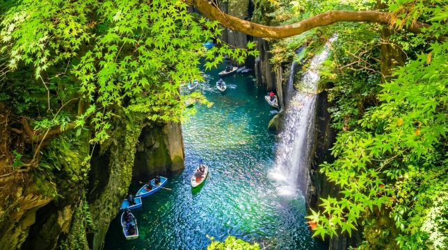 Mount Aso & Takachiho one-day tour