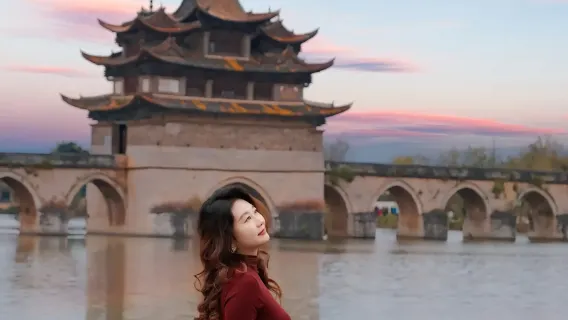 雲南騰沖瑞麗芒市 和順熱海一寨兩國 中英文導遊講解服務