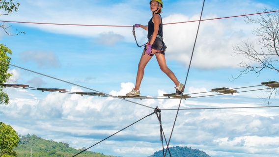 Zipline na selva de Phuket | Tirolesa extra longa/Transferência do hotel
