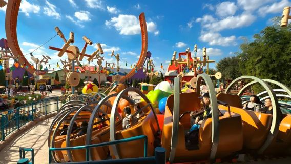 Shanghai Disneyland - 1-Day Ticket with Optional Private Transfer