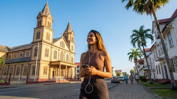 Paramaribo Highlights Audio Tour: Cultural and Colonial Treasures