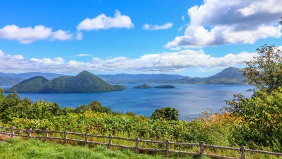 Passeio de um dia em Hokkaido (Lago Toya + Vale do Inferno de Noboribetsu + Monte Showa-Shinzan + Mundo da Neve ou Jozankei)