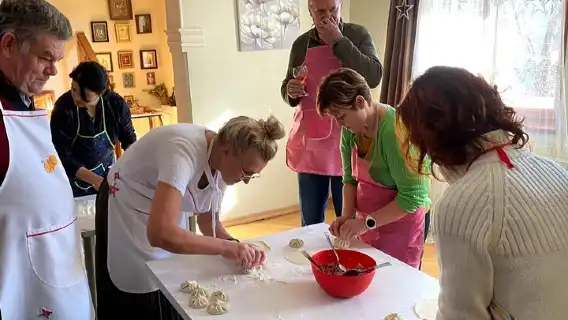 Tbilisi Food Tour in a Local Family