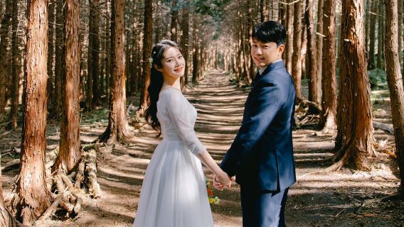 宜陽旅行写真【ウェディングフォトマイクロムービー航空写真/ウェディングフォト/メイクと衣料品&アクセサリー/カスタマイズチャーター車ガイド】