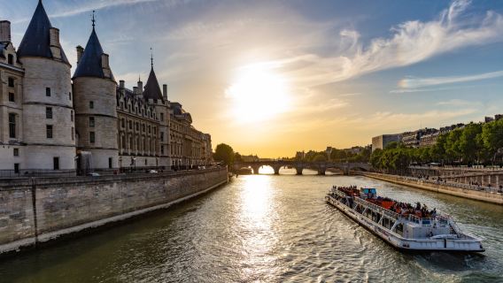 billete para paseo turístico en barco el río Sena (Bateaux Mouches) en París, Francia / Crucero con almuerzo / Crucero con cena