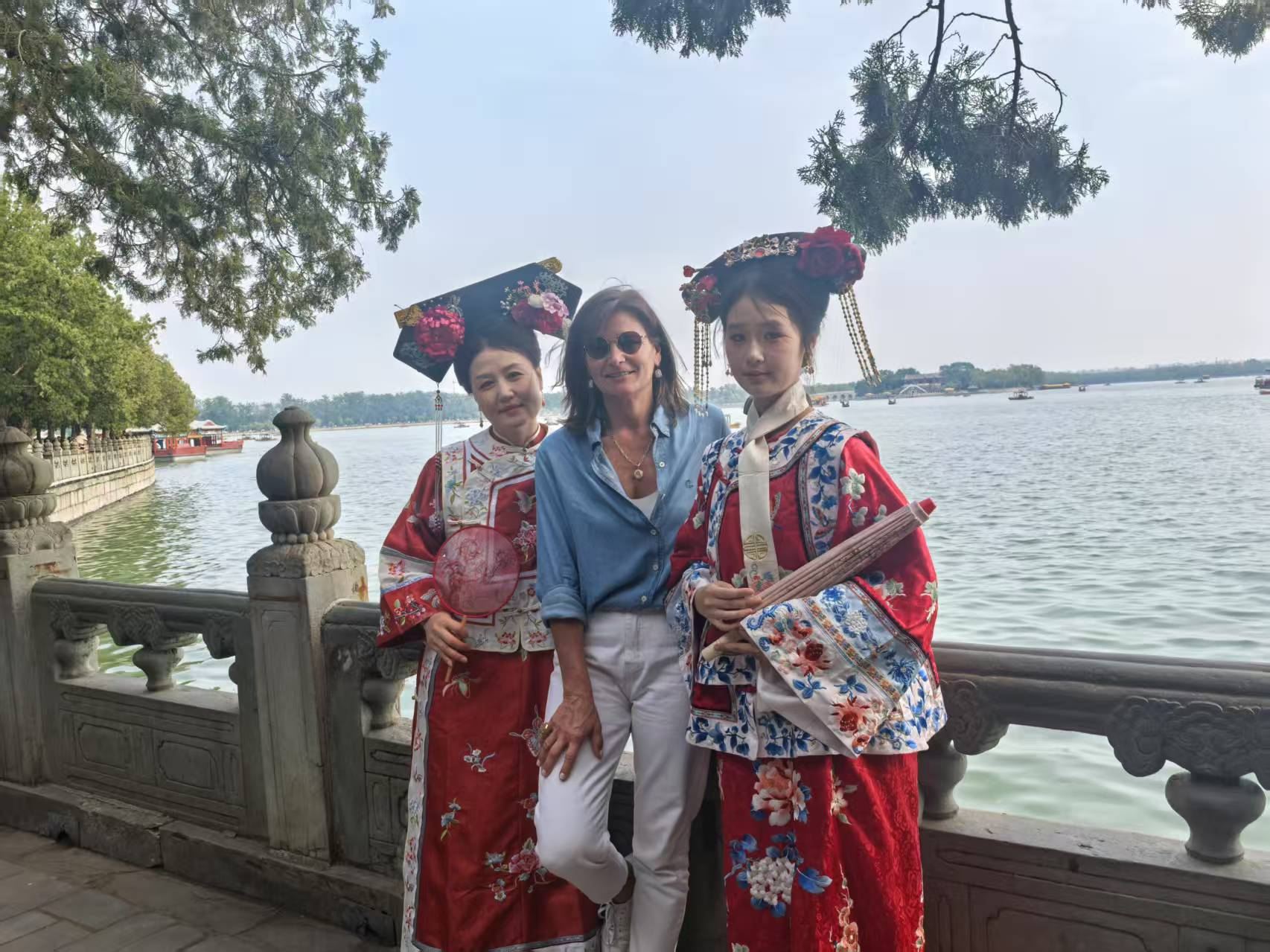 Excursión de un día a la Gran Muralla de Mutianyu y el Palacio Imperial con entradas incluidas/visita guiada con explicaciones en inglés, francés, español, alemán, cantonés, ruso y japonés