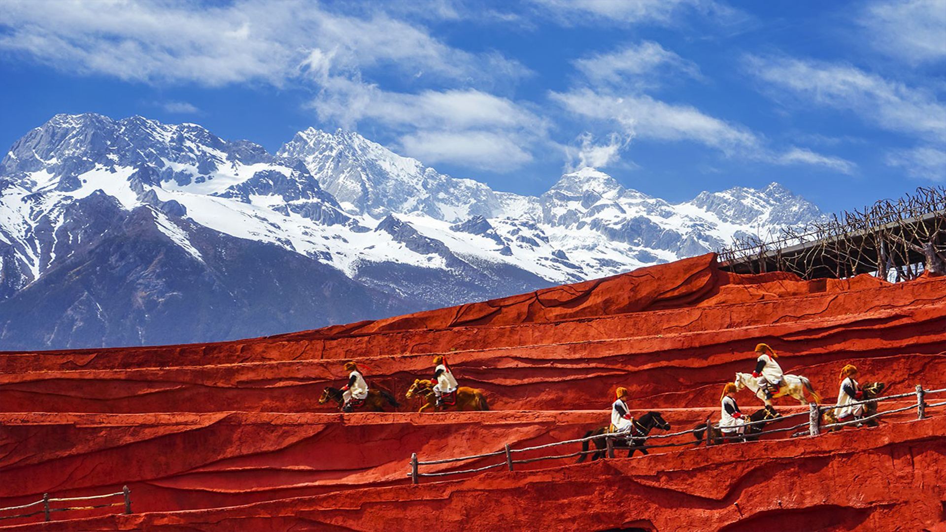 Lijiang Yulong Snow Mountain Attraction: 1-day tour with cable car + Blue Moon Valley + Impression Lijiang + Golden Sunrise