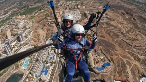 Paragliding flight with a Spanish Champion 2021/2022.