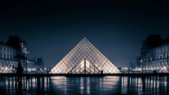 Paris: Louvre-Museumsticket mit optionaler Begleitung