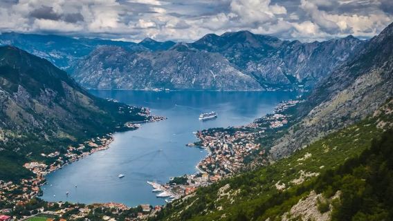 Cáp treo Kotor - Perast - Tour tham quan có hướng dẫn Lady of the Rocks