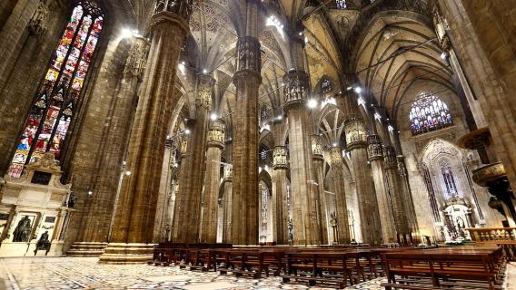 Duomo Delight: ความมหัศจรรย์บนดาดฟ้า!