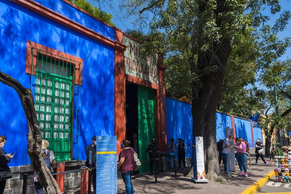 CDMX: Coyoacán, UNAM, Xochimilco, and optional Frida Kahlo Museum