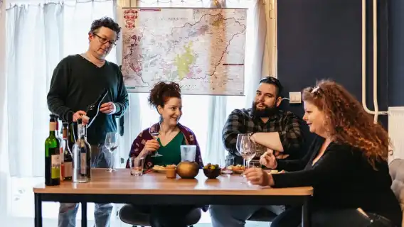 Budapest: Hungarian Wine Tasting with 8 Wines and Tapas