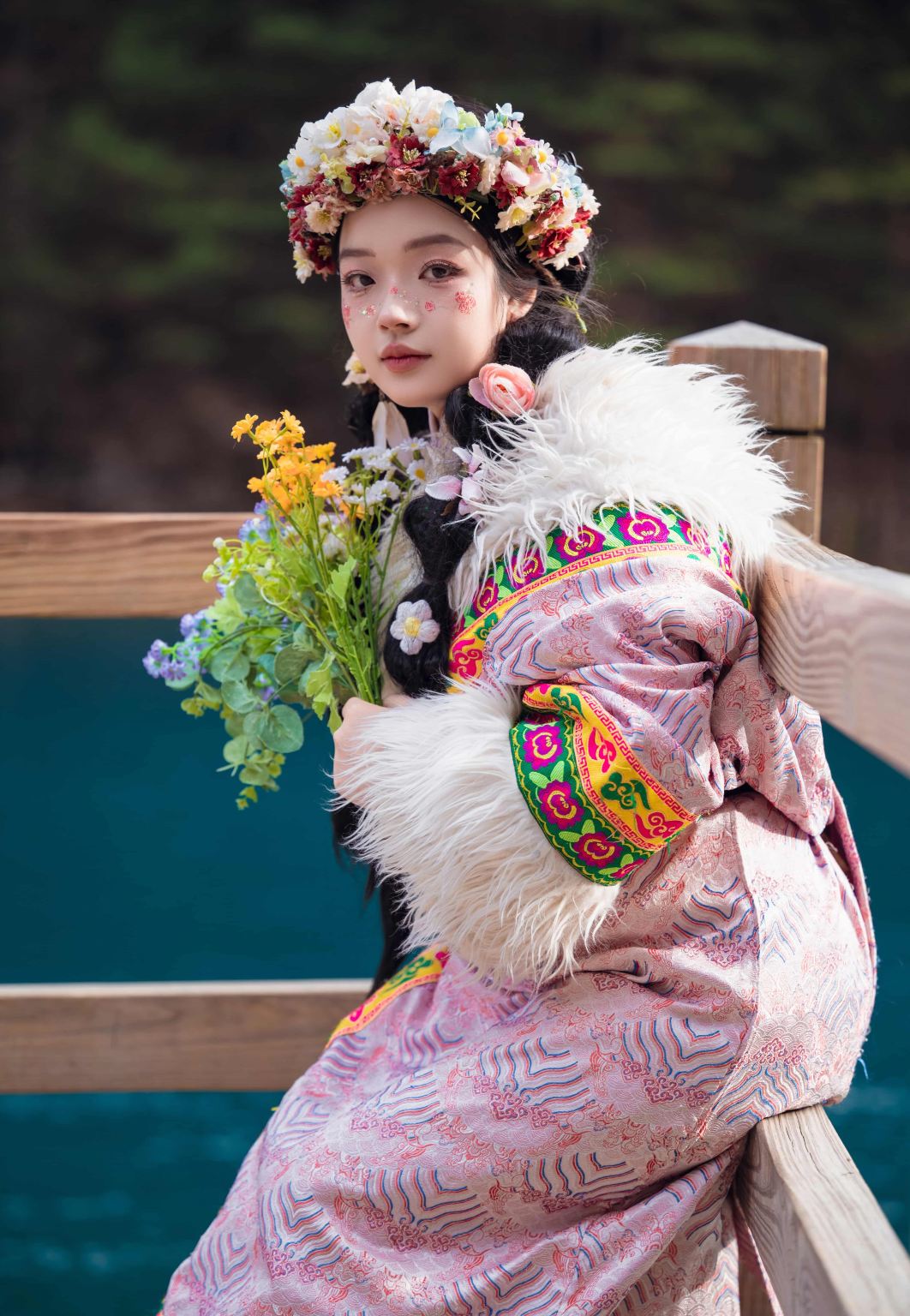 Barkam, Songpan County, Jiuzhaigou County in Aba, Sichuan: meertalige gidsen, lokale begeleiding, uitleg door gids, gecharterde autovervoer, reisgids op maat, zakelijke begeleiding, fotograaf voor volgopnames